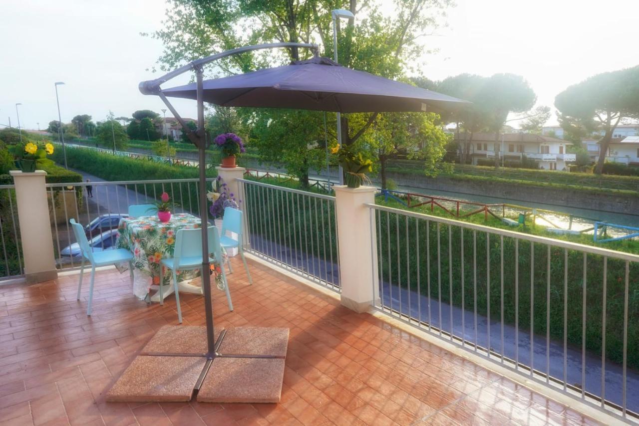 Residence Deamarina Marina di Massa Exterior foto